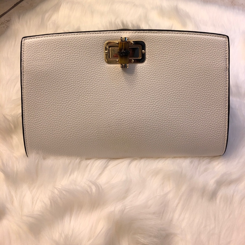 Elegant White Pebbled Leather Clutch with Gold Turnlock
